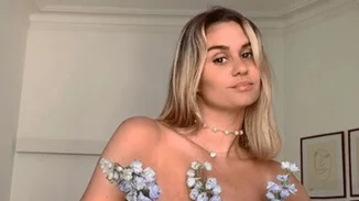 #Flowerwear | Ένα νέο project στο Instagram σε προσκαλεί να φορέσεις λουλούδια