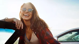 Τα must-haves του φετινού καλοκαιρινού νεσεσέρ