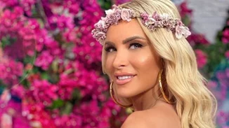 Κατερίνα Καινούργου | Οι ευχές της γιαγιάς της on air & τα σχόλια για τον Φίλιππο Τσαγκρίδη