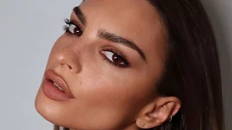 Ακόμα να πας στην παραλία; Με αυτό το μακιγιάζ θα πετύχεις την ηλιοκαμένη όψη που ονειρεύεσαι