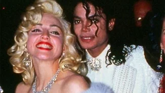 «Τον χαλάρωσα με ένα ποτήρι κρασί που έκανε θαύματα» | Το σύντομο love affair Madonna - Michael Jackson