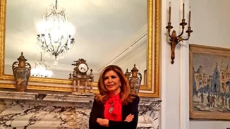 Μιμή Ντενίση | Φωτογραφίες από το κλασικό με αρχοντικές πινελιές σπίτι της