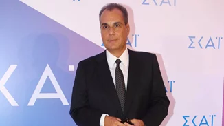 Πανικός στον ΣΚΑΙ | Με κορονοϊό ο Νίκος Στραβελάκης στο δελτίο ειδήσεων - Όλοι τρέχουν τώρα για τεστ