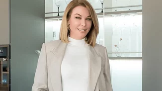 Σαν στο σπίτι της | H Tατιάνα Στεφανίδου στο πλατό της νέας της εκπομπής με look που δεν περιμένεις