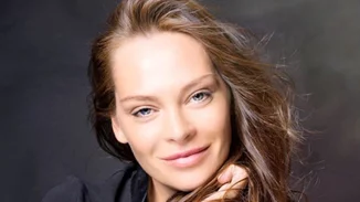 Επιστροφή στις ρίζες της | Η Υβόννη Μπόσνιακ γίνεται ξανθιά