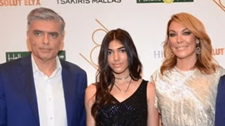 Λυδία Ευαγγελάτου | Φωτογραφίες της πανύψηλης 17χρονης κόρης της Τατιάνας Στεφανίδου με αφορμή το δημόσιο μήνυμα της μητέρας της