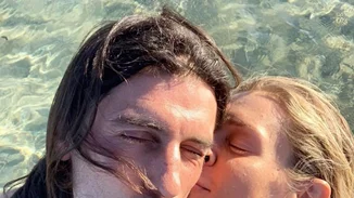 Ζέτα Δούκα - Μιχάλης Χατζαντωνάς | Οι τρυφερές φωτογραφίες τους και η αλλαγή που έκανε στην εμφάνισή της η ηθοποιός μετά την επέμβαση