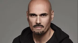 Δημήτρης Σκουλός | «Τα κορίτσια θα τα βρουν σκούρα με τα αγόρια στο GNTM»