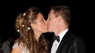 Μαριέττα Χρουσαλά - Λέων Πατίτσας | Αδημοσίευτη φωτογραφία από τον γάμο του ζευγαριού