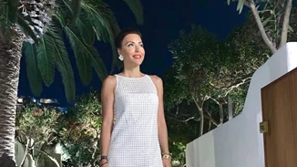 Σίσσυ Φειδά | Το στράπλες μπικίνι που επέλεξε και οι φωτογραφίες από την παραλία