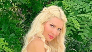 Ελένη Μενεγάκη | Δες ποια πολύ γνωστή ηθοποιός κέρδισε το φόρεμά της σε giveaway