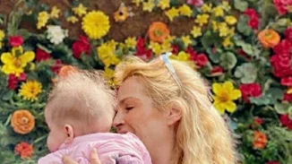 Τζένη Μπότση | Το σώμα της επτά μήνες μετά τη γέννα και η νέα φωτογραφία της κόρης της