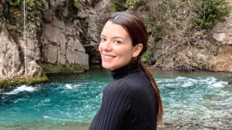 Νικολέττα Ράλλη | Φωτογραφίζει τη νεογέννητη κόρη της στο μαιευτήριο