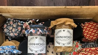 Aυτά τα μαγιό είναι η πιο updated εκδοχή της χαράς και της θετικότητας