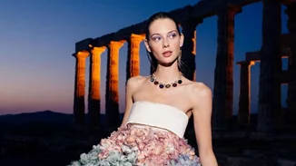 Πώς να κάνω wet look; 8 ιδέες για fashion forward εμφανίσεις