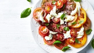 Αυθεντική Caprese | Η πιο νόστιμη σαλάτα για σήμερα