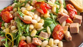 Σαλάτα με φασόλια και σύγκλινο