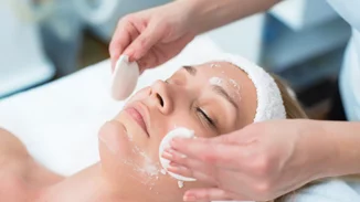 Καθαρισμός προσώπου: 5 μύθοι και αλήθειες