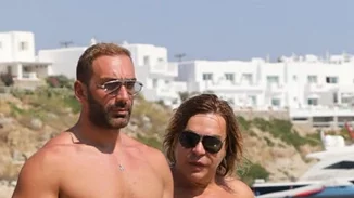 Τρύφωνας Σαμαράς - Νίκος Κοκλώνης | Πλάνα από τα σπίτια των κολλητών σε Αθήνα και Βούλα