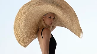 Ανακαλύψαμε τον online προορισμό με όλα τα must have του φετινού καλοκαιριού