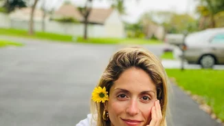 Σοφία Καρβέλα | Άλλαξε τα μαλλιά της και έκανε το επόμενο hot κούρεμα της χρονιάς