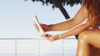 Πώς βάζουμε αντηλιακό; 5 top tips που πρέπει να γνωρίζεις