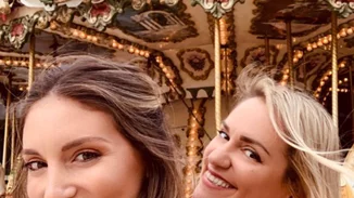 Αθηνά Οικονομάκου | Η συνάντηση με την κουμπάρα της, Εύη Πρεβενά, μετά τη λήξη της καραντίνας