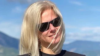 Κουρεύτηκε η Χριστίνα Κοντοβά | Πώς σου φαίνεται το νέο hair look της;