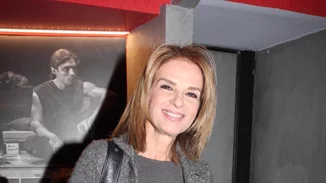 Πέγκυ Σταθακοπούλου | Για μπάνιο με την κόρη της με ροζ μπικίνι - Το απίστευτο σώμα της ηθοποιού