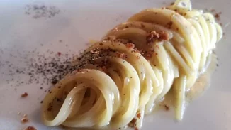 5 απροσδόκητα φαγητά που ψήνονται στα κάρβουνα