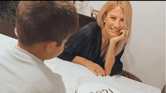 Φαίη Σκορδά | Δες φωτογραφίες από το σπίτι που μένει με τους γιους της στη Βούλα (pics)