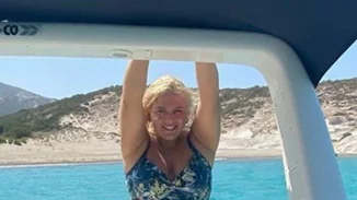 «Work, work, work» | Η Δανάη Μπάρκα ετοιμάζεται ήδη για τη νέα της εκπομπή - Η φωτογραφία από το Mega