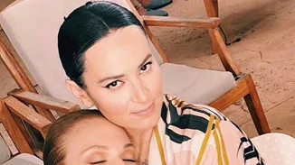 Βίκυ Καγιά-Ζενεβιέβ Μαζαρί | Η νέα backstage φωτογραφία από το GNTM