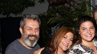 Βίκυ Σταυροπούλου-Χρήστος Χατζηπαναγιώτης | Πλάνα από το καταπράσινο ονειρικό κτήμα τους στη Μάνη