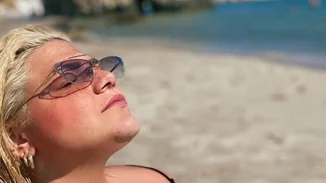 Δανάη Μπάρκα | Η ολόσωμη φωτογραφία της με μπικίνι