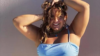 Η νέα φωτογραφία της Δανάης Μπάρκα με μπικίνι και το αισιόδοξο δημόσιο μήνυμα