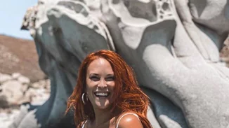 Σίσσυ Χρηστίδου | Το φωτογραφικό άλμπουμ των διακοπών της στην Πάρο και τα μαγιό που προτιμά φέτος το καλοκαίρι