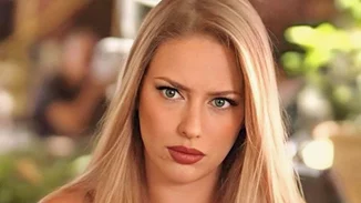 Η Ντόρα Μακρυγιάννη κούρεψε και έβαψε τα μαλλιά της | Το μακρύ καρέ και το νέο της χρώμα