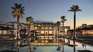 Γιατί η Πελοπόννησος είναι το ιδανικό μέρος για οικογενειακές διακοπές φέτος το καλοκαίρι (και τα επόμενα)