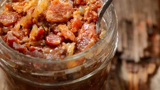 Μαρμελάδα μπέικον με bourbon