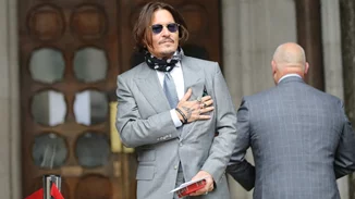 Δίκη Depp VS The Sun | Υπέρ του ηθοποιού οι δύο πρώην του, Winona Ryder και Vanessa Paradis