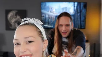 Η Πηνελόπη Αναστασοπούλου έγινε 43 ετών | Ποζάρει πιο ξανθιά και εντυπωσιακή από ποτέ