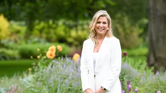 Η βασίλισσα Maxima φόρεσε το ιδανικό κοστούμι για το καλοκαίρι