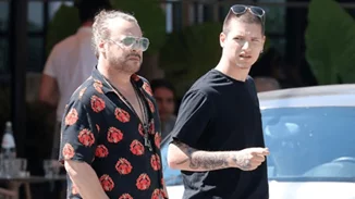 Χρήστος Δάντης | Ο κούκλος 20χρονος γιος του, Χριστόφορος Βλαχάκης, παρουσιάζεται στο στρατό (pic)