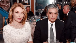 Τατιάνα Στεφανίδου | Φωτογραφίζει την πανύψηλη 16χρονη κόρη της στις διακοπές τους