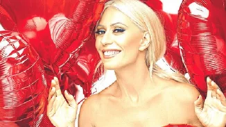 Μαρία Μπακοδήμου | Οι άψογες αναλογίες της με μαγιό (pics)