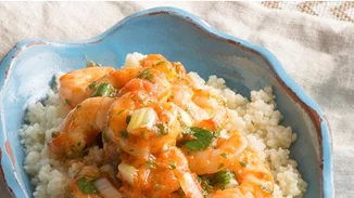 Κουσκούς με γαρίδες και pesto κόκκινης πιπεριάς