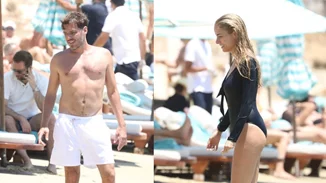 Δούκισσα Νομικού | Το ιδιαίτερο μαγιό που έβαλε στην παραλία με τον Δημήτρη Θεοδωρίδη και η εντυπωσιακή σιλουέτα της