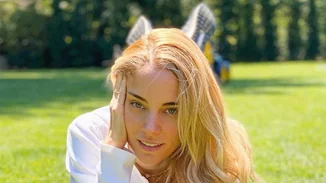 So cute! Η Δούκισσα Νομικού ποζάρει μαζί με την κόρη της