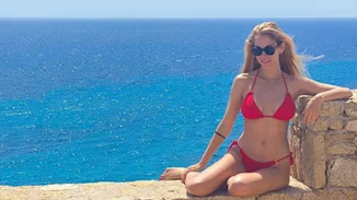 Η Δούκισσα Νομικού έχει αδυναμία στα μαγιό και αυτό βγαίνει προς τα έξω